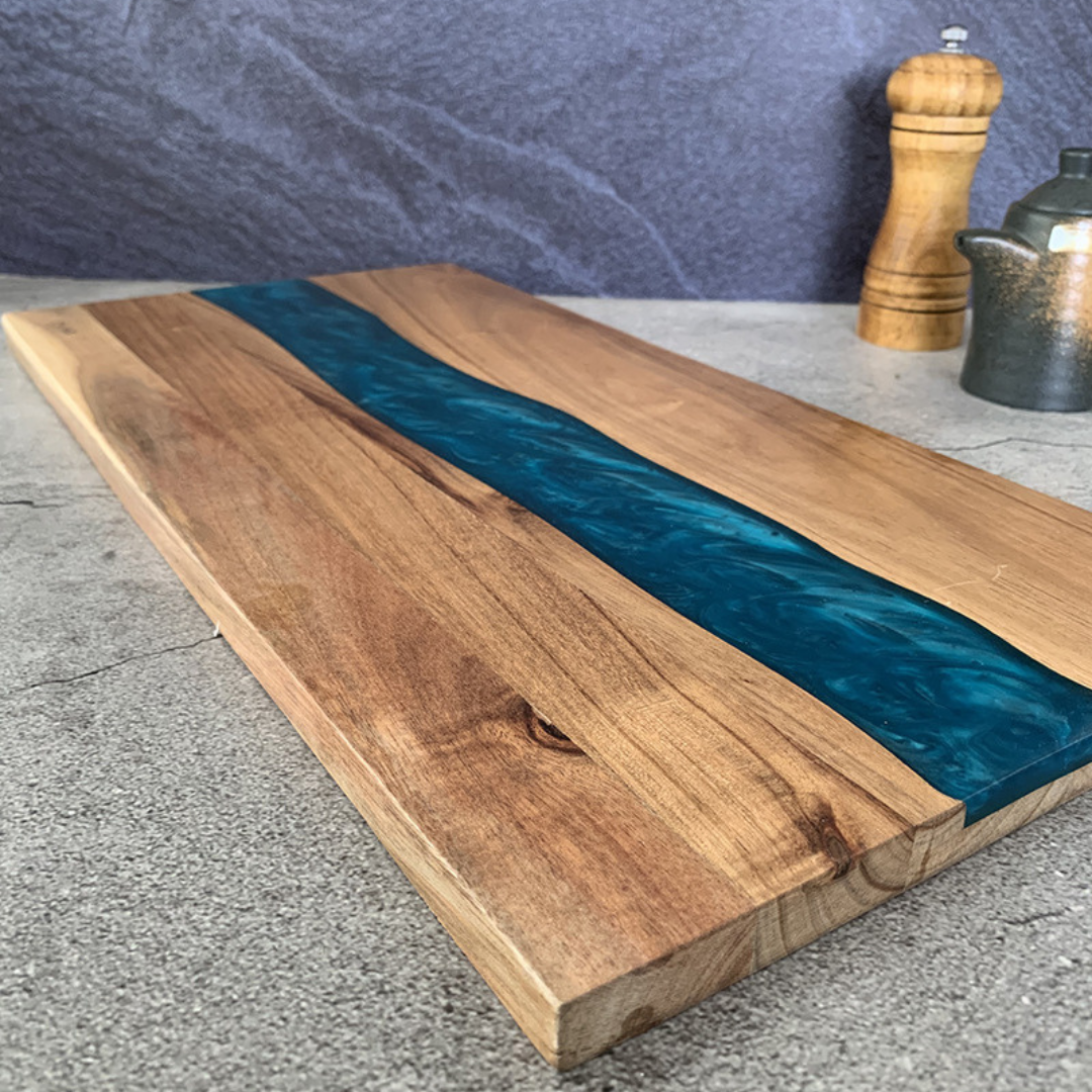 Tabla de Cortar Madera de Acacia y con detalle de Resina