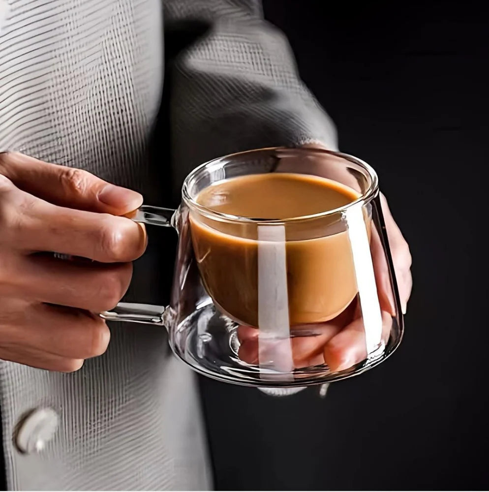 Taza de café de vidrio de doble pared transparente hecha a mano