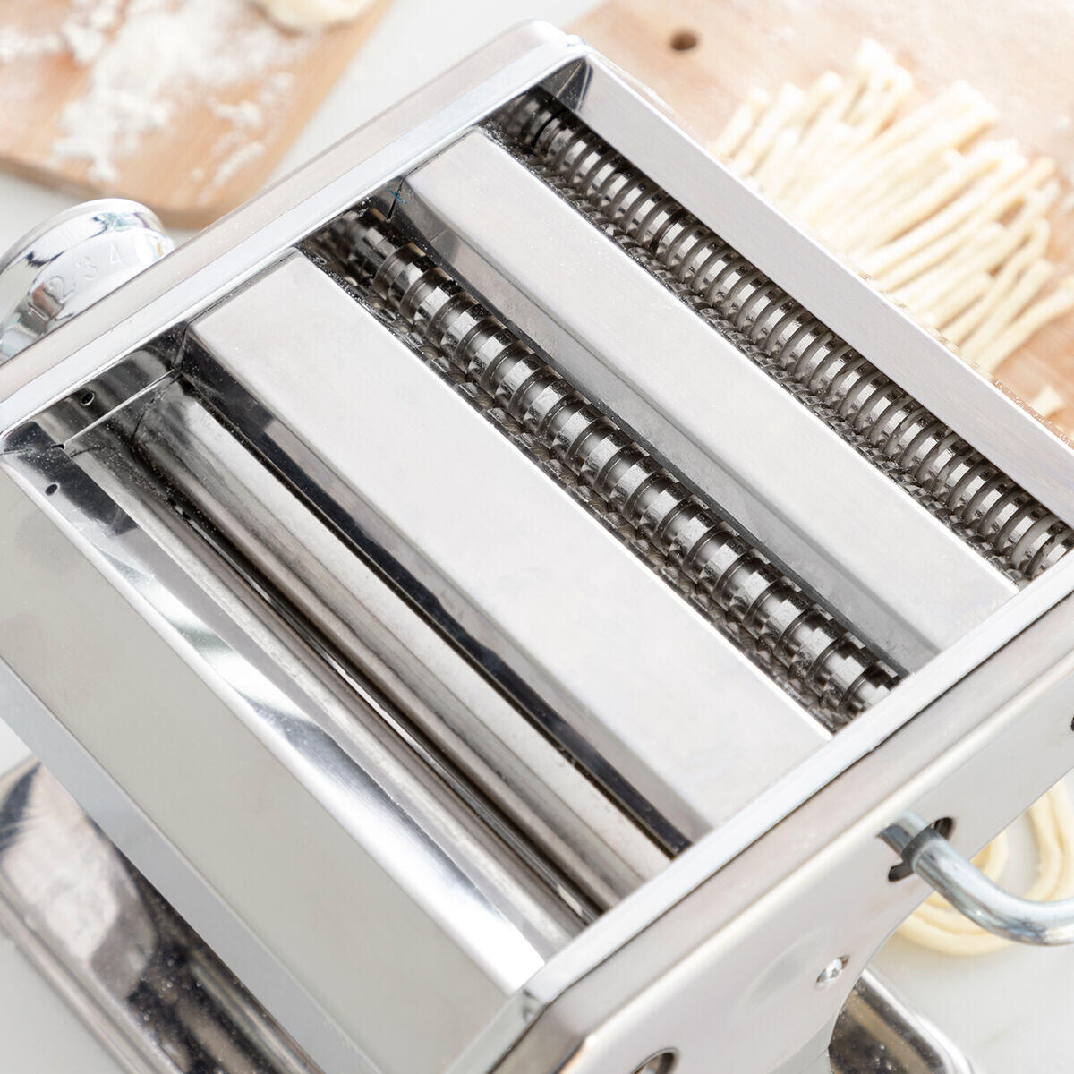 Máquina para Hacer Pasta Fresca – Pasta Casera en Minutos